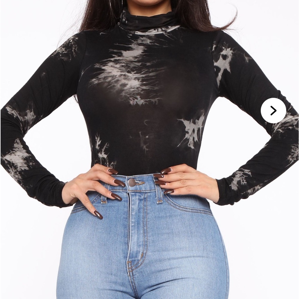 Black and White Fitted Long Sleeve Bodysuit